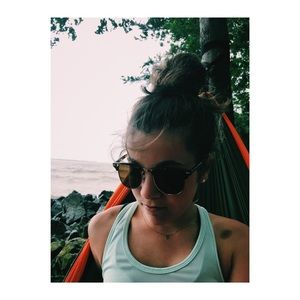 Meet your Posher, Julia